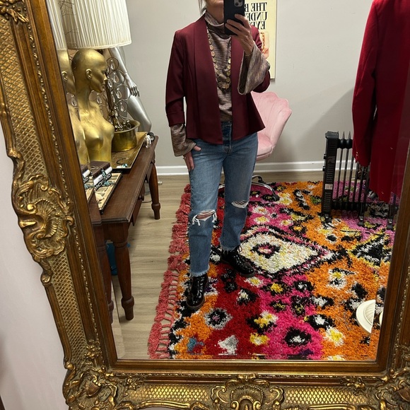 Versatile piece - Picture 8 of 13